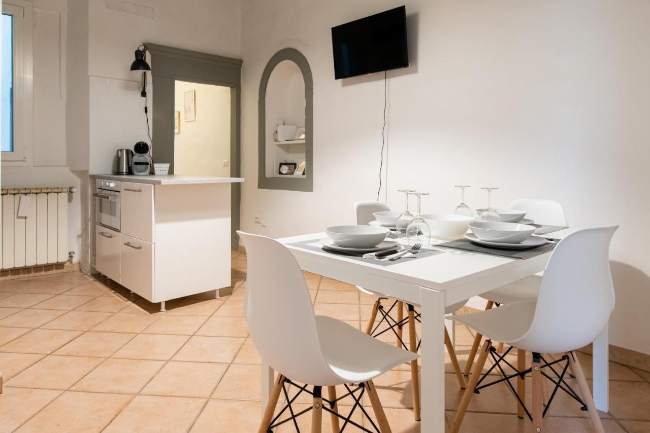 2 Rooms Next To A Market And Piazza Santa Croce - Homeunity Florence Exterior photo
