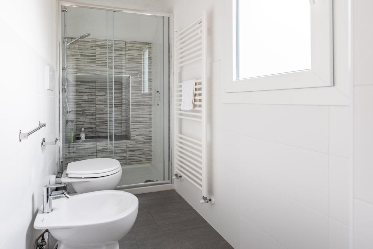 2 Rooms Next To A Market And Piazza Santa Croce - Homeunity Florence Exterior photo